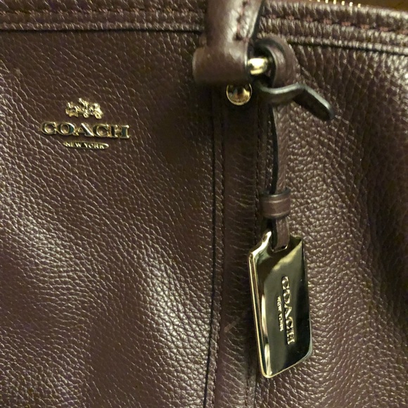 COACH Bordeaux Handbag EUC - Picture 2 of 7
